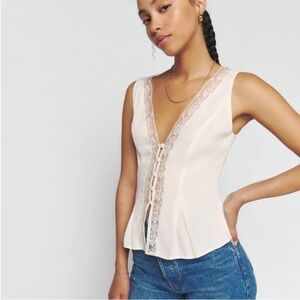 Reformation Cristina top cream size 10 v neckline lace NWT